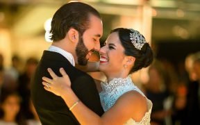 Nayib Bukele y su Esposa